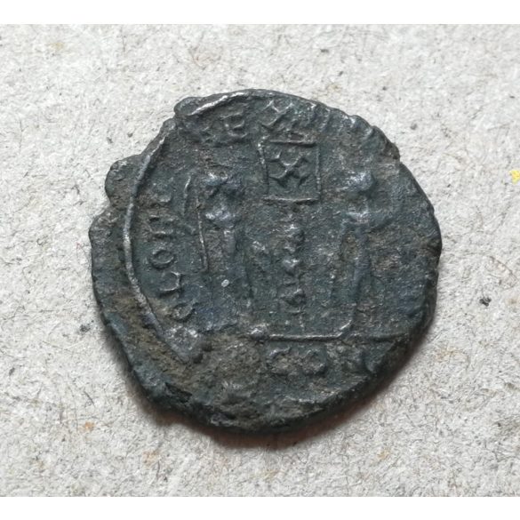 Constantinus II. 337-340 Follis CON 1,51 g