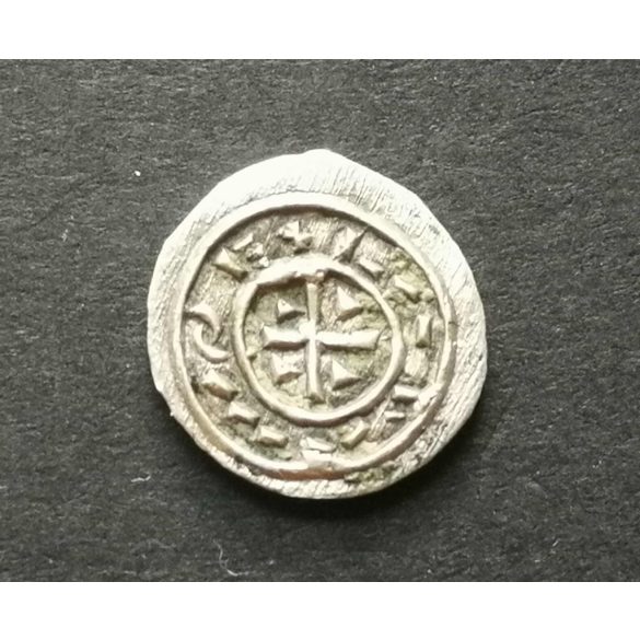 Magyarország Könyves Kálmán 1095-1116 Dénár EH31 H-40 ezüst 0,415 g