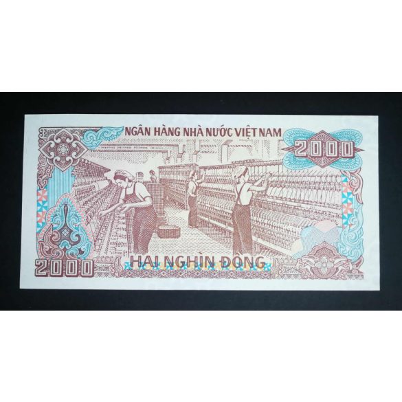 Vietnám 2000 Dong 1988 UNC
