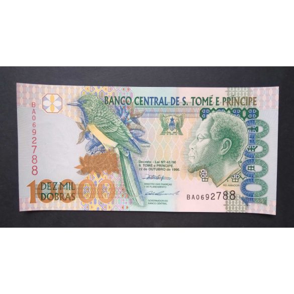 Sao Tome and Principe 10000 Dobras 1996 UNC