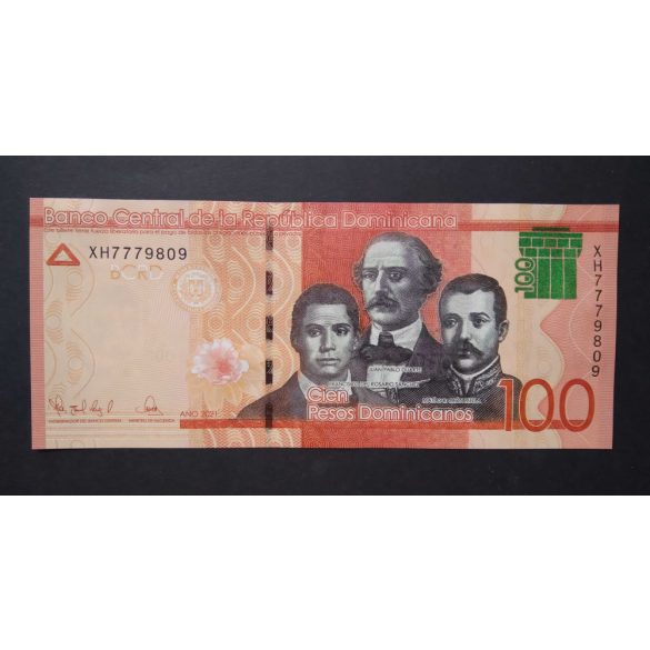 Dominica 100 Pesos 2021 UNC