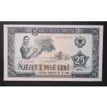 Albania 25 Leke 1976 Unc