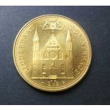 Hollandia II. Vilmos gróf sárgaréz emlékérem, eredeti dísztokban