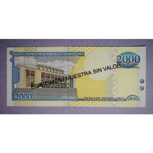 Dominika 2000 Pesos 2002 UNC - Specimen
