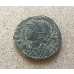 I. Constantinus 307-337 CONSTAN TINOPOLIS  Follis 2,21 g