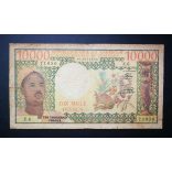 Cameroon 10000 Francs 1981 F