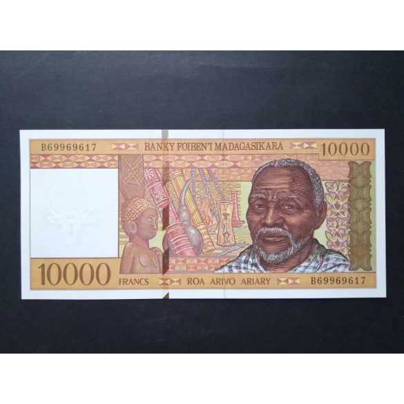 Madagascar 10000 Francs 1995 Unc