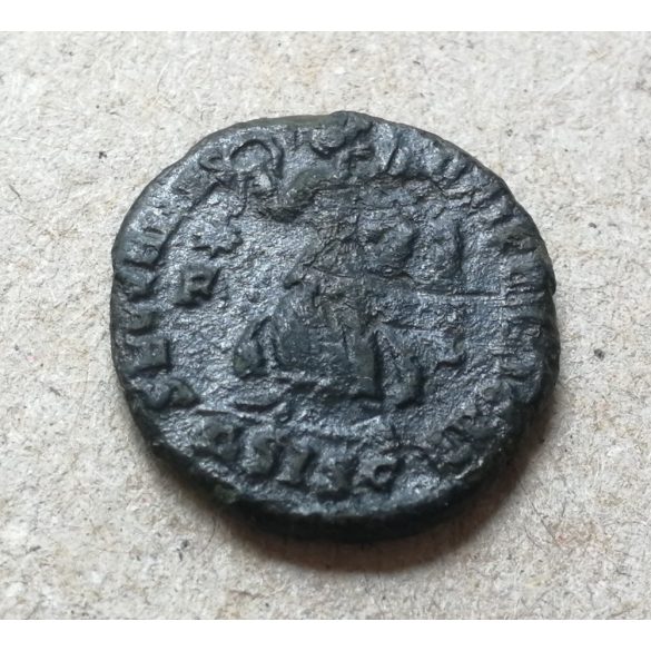 Valentinianus I. 364-375 Follis SIS 2,16 g