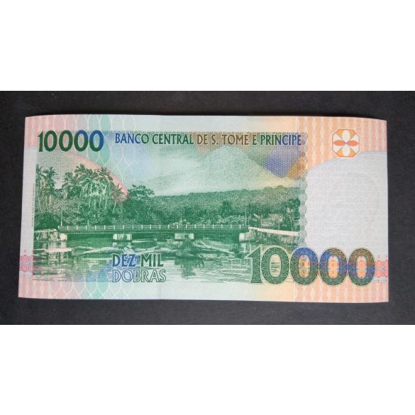 Sao Tome and Principe 10000 Dobras 1996 UNC