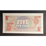Anglia 5 New Pence 1972 Unc