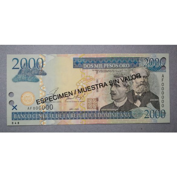 Dominika 2000 Pesos 2002 UNC - Minta