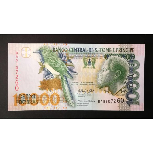 Sao Tome and Principe 10000 Dobras 2013 UNC 
