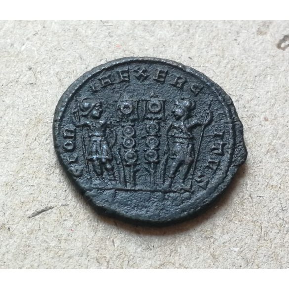 Constantinus I. 306-337 Follis 2,66 g