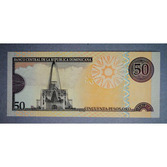 Dominica 50 Pesos 2008 UNC