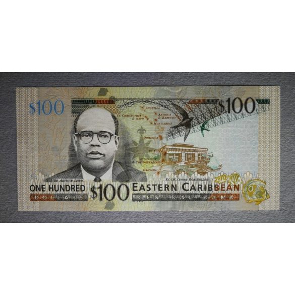 Kelet-karibi Államok 100 Dollars 2015 UNC