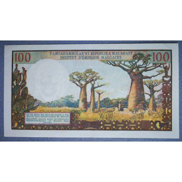 Madagaszkár 100 Francs 1966 XF+