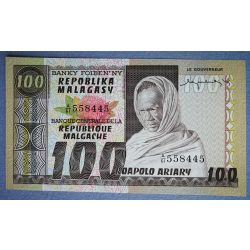 Madagaszkár 100 Francs 1974 aUNC