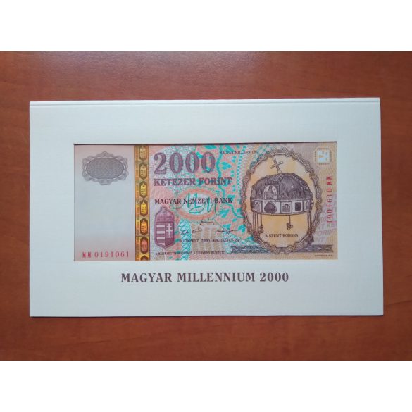 Hungary 2000 Forint 2000 UNC - in souvenir packaging