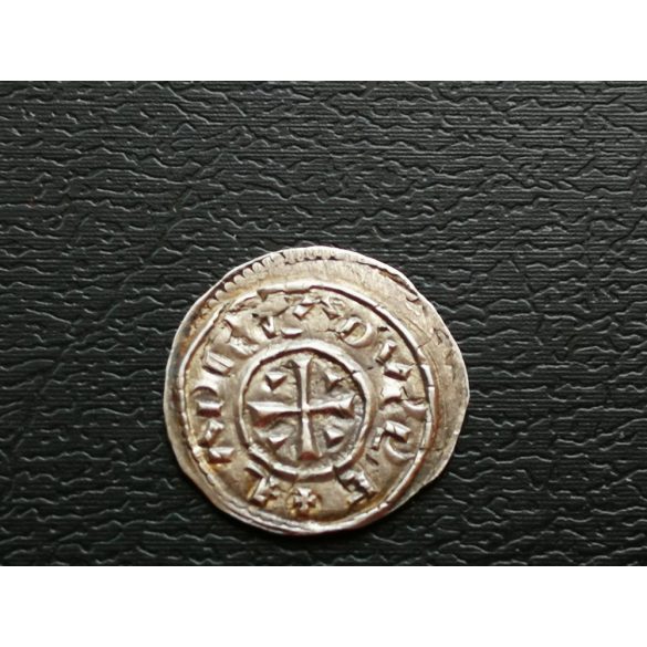 Magyarország Könyves Kálmán (1095-1116) dénár EH28 0,48 g ezüst