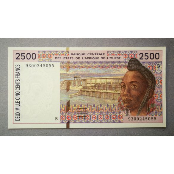 West African States Benin 2500 Francs 1993 aUnc+