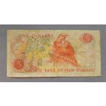 New Zealand 5 Dollars 1975 F